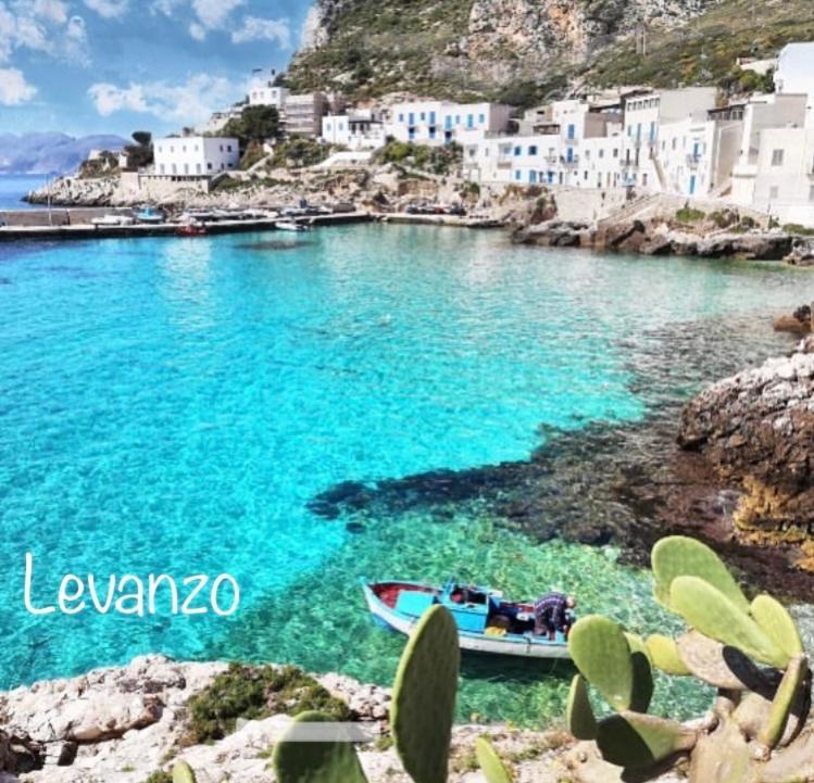 Futtitinni Apartment Trapani Exteriör bild
